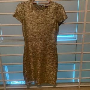 Alice and Olivia size 4